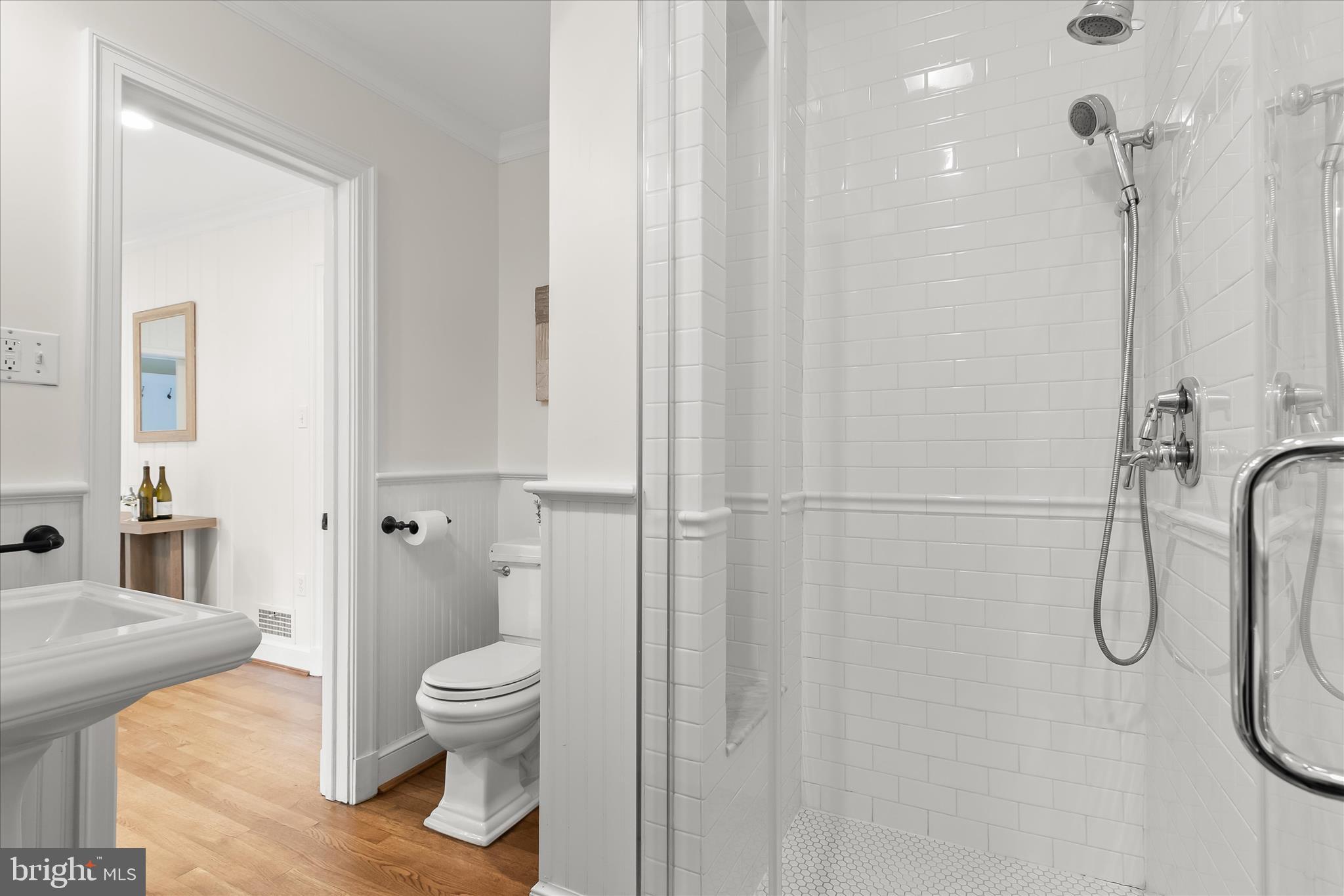 WOODACRES - Residential