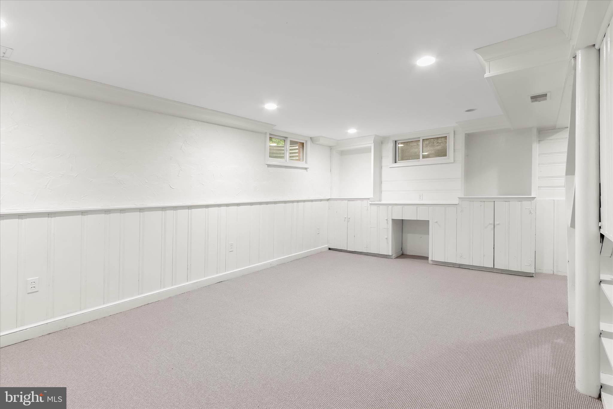 WOODACRES - Residential