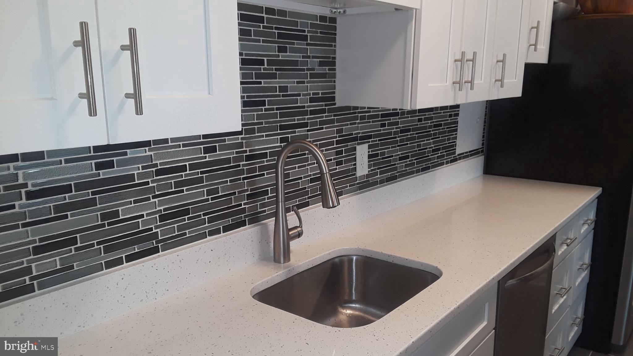 MARINA TOWERS - Residential Lease