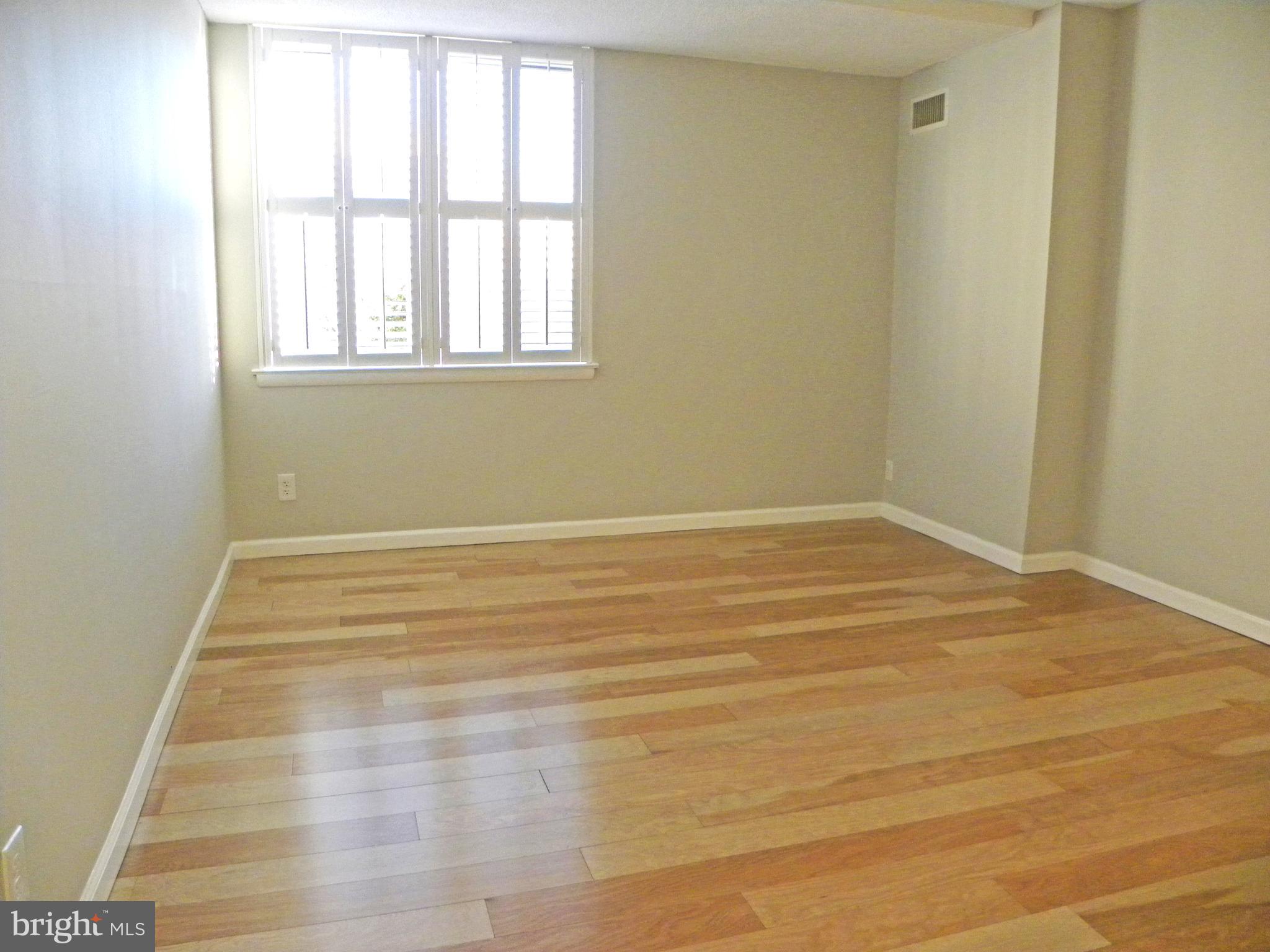 MARINA TOWERS - Residential Lease