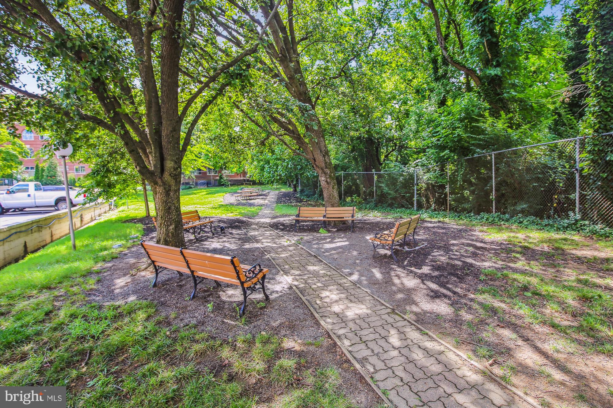 MARINA TOWERS - Residential Lease