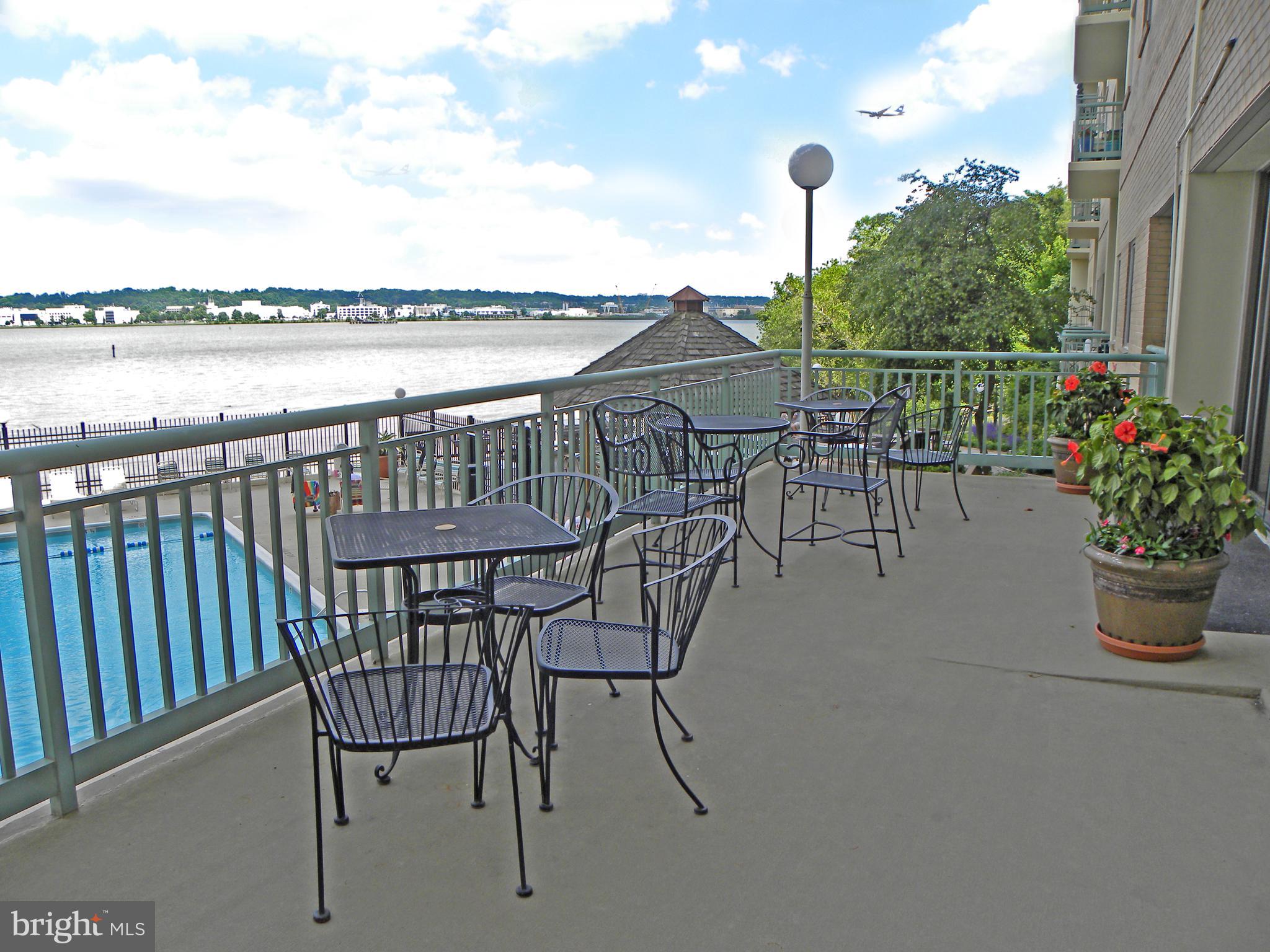 MARINA TOWERS - Residential Lease