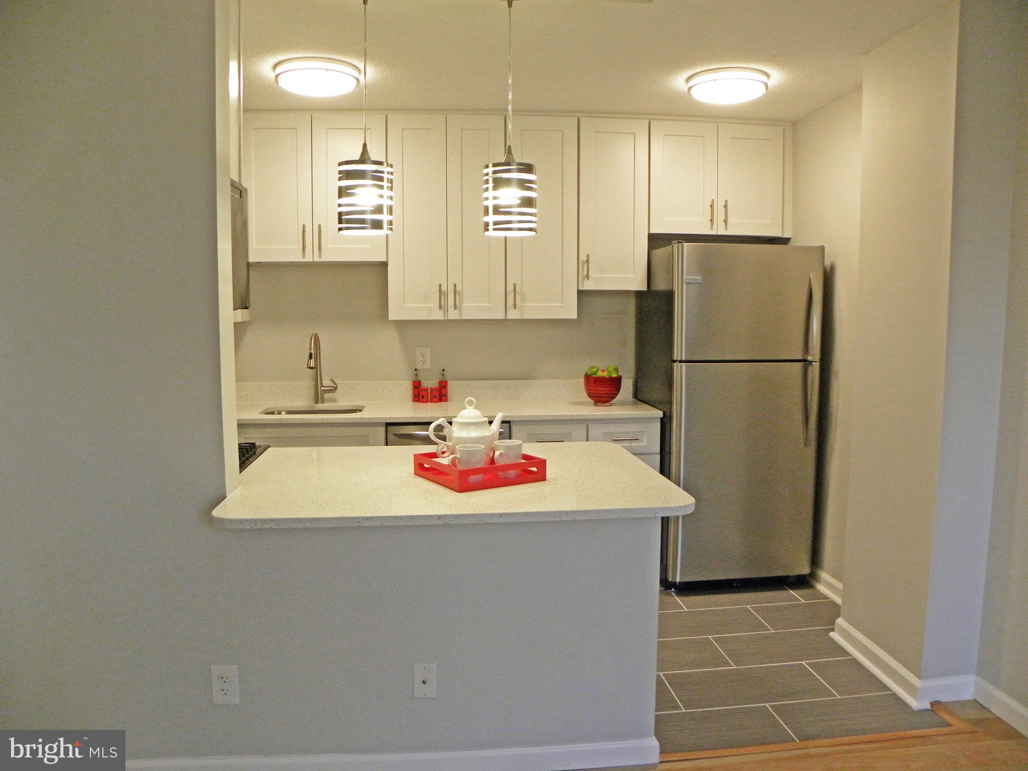 MARINA TOWERS - Residential Lease