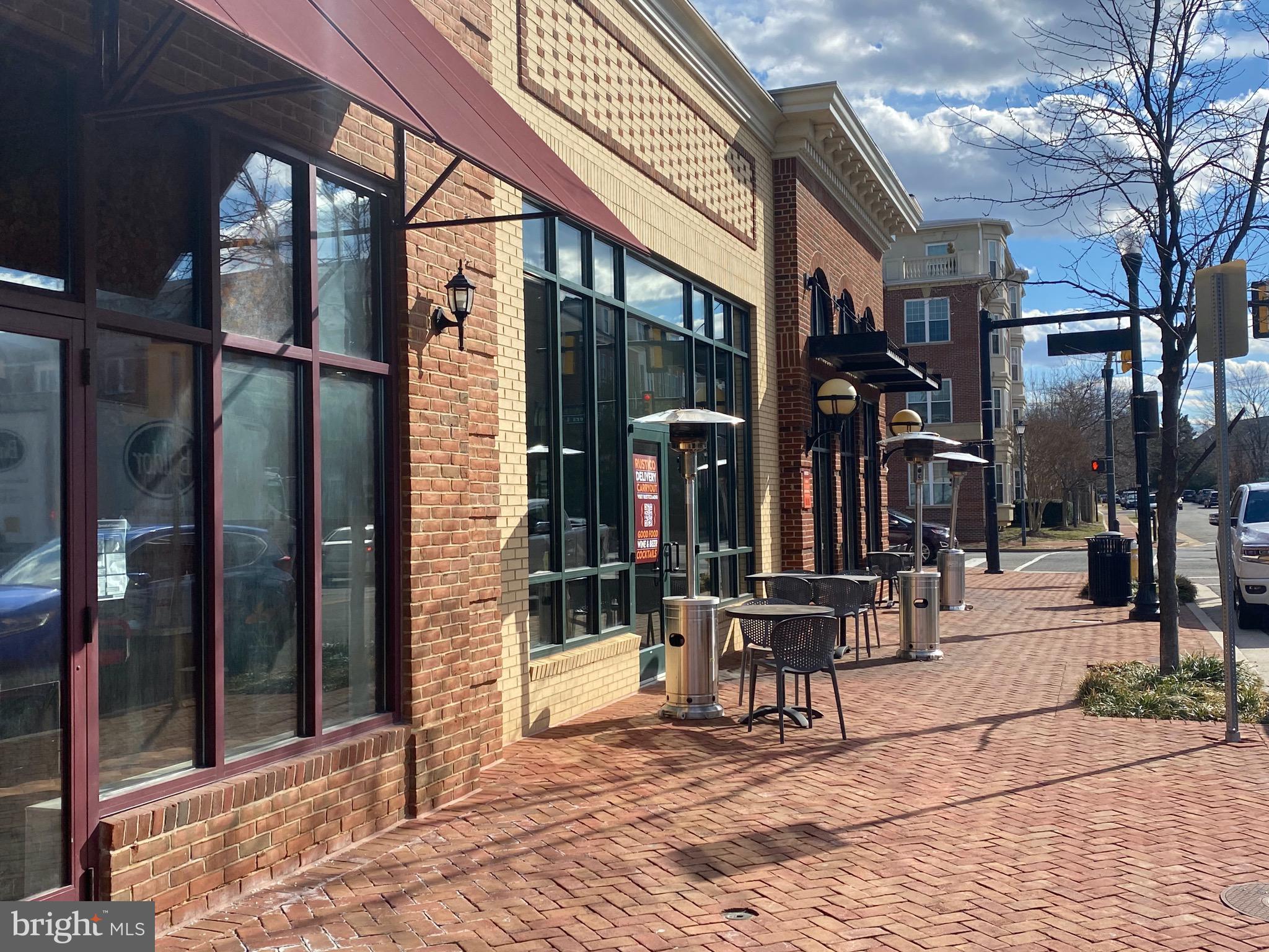 POTOMAC FLATS - Residential