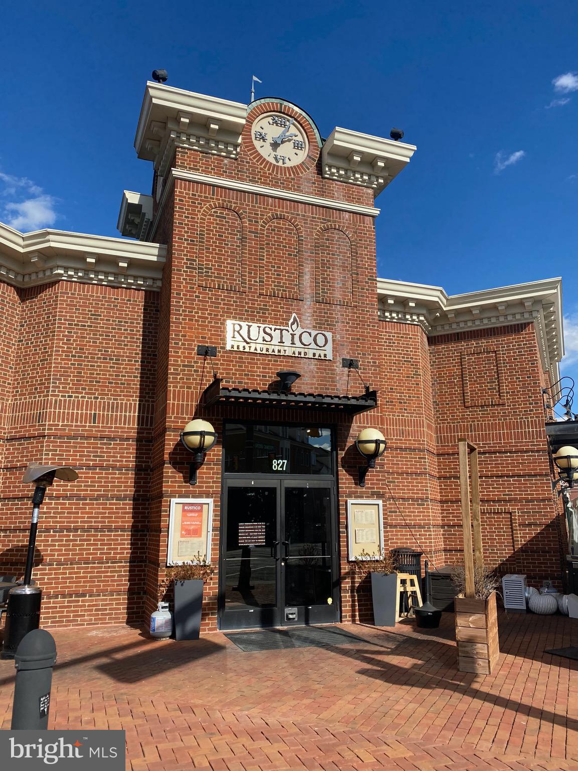 POTOMAC FLATS - Residential