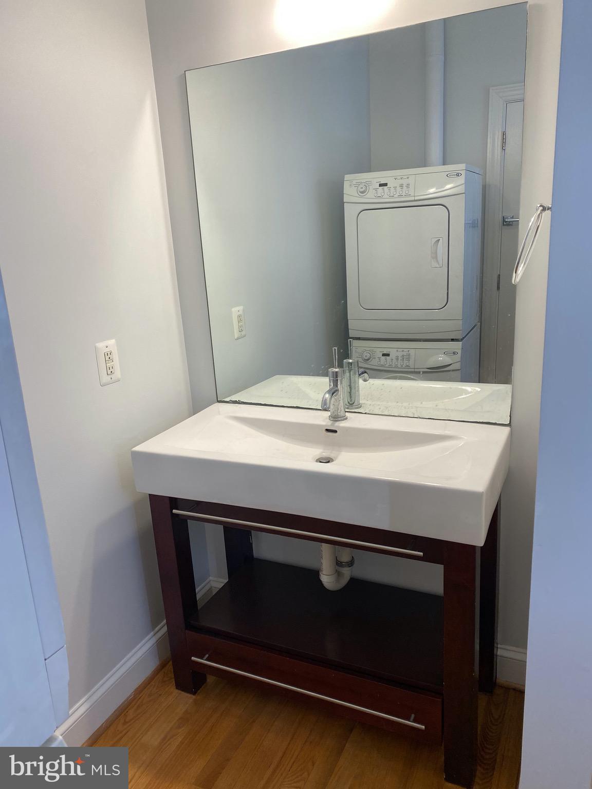 POTOMAC FLATS - Residential