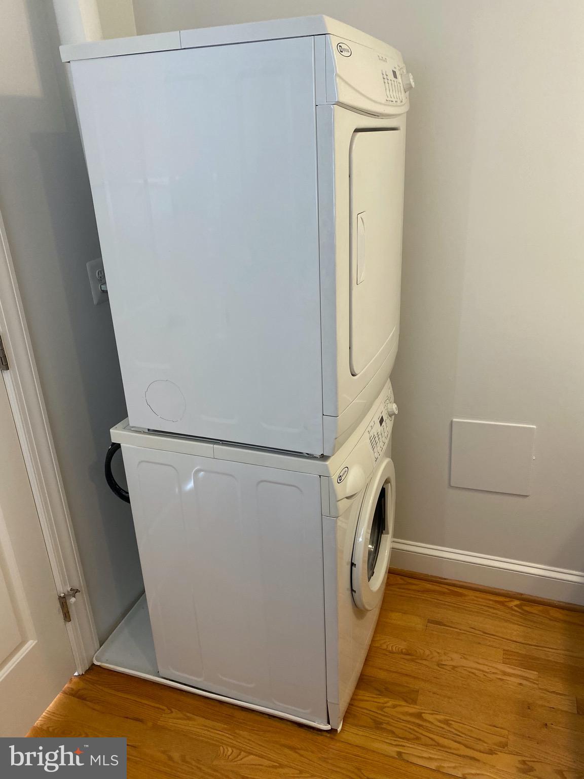 POTOMAC FLATS - Residential