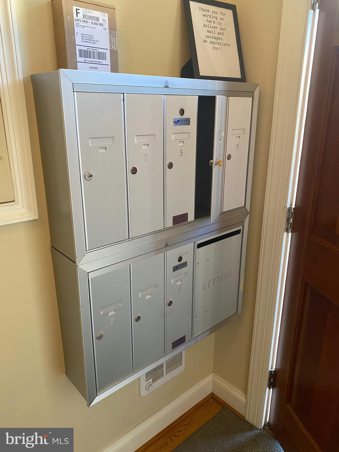 POTOMAC FLATS - Residential