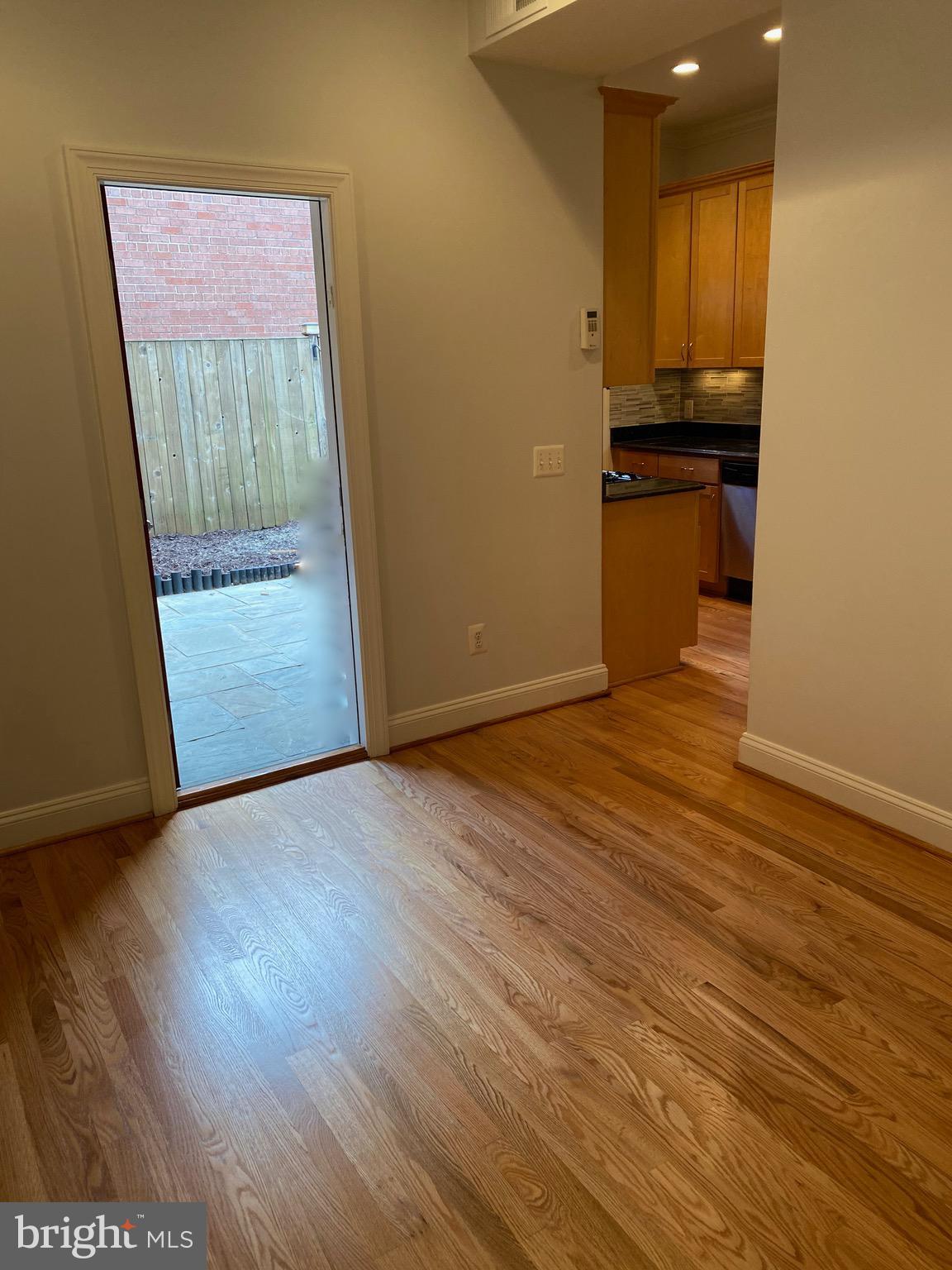 POTOMAC FLATS - Residential