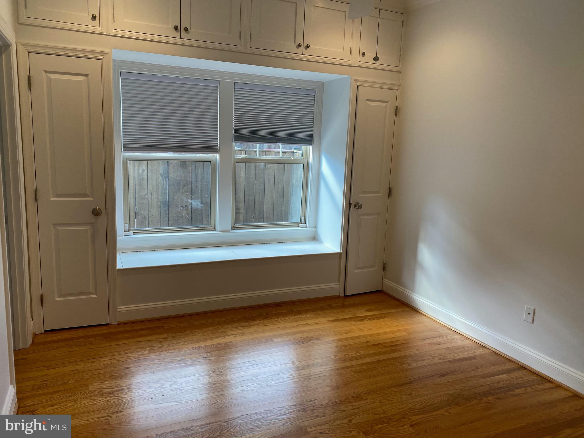 POTOMAC FLATS - Residential