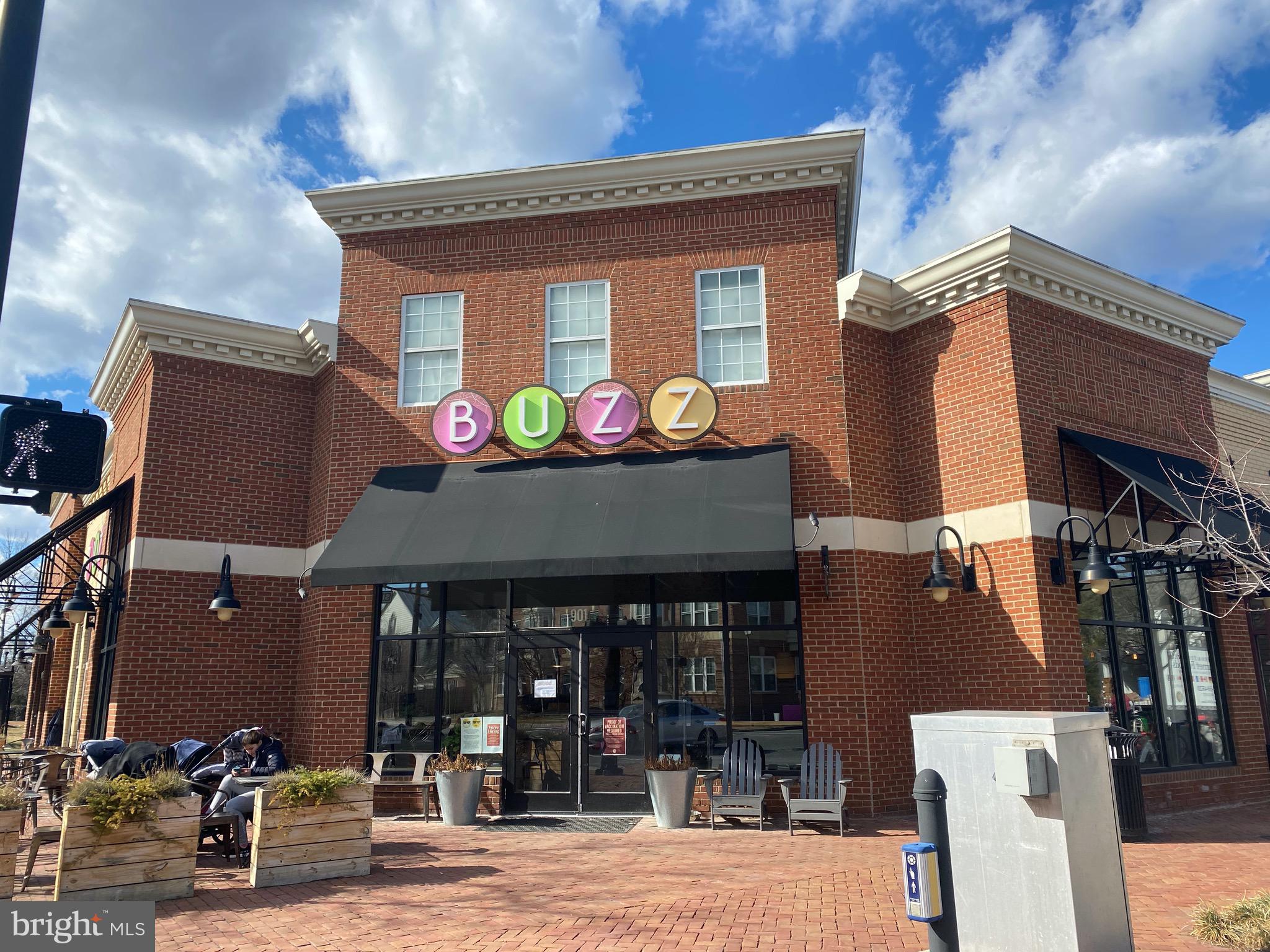 POTOMAC FLATS - Residential