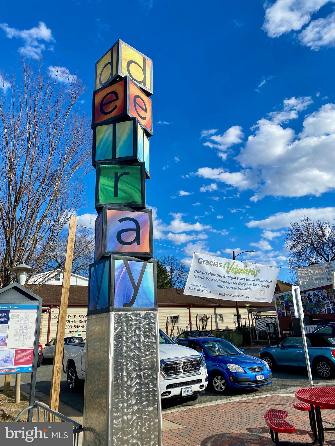 POTOMAC FLATS - Residential