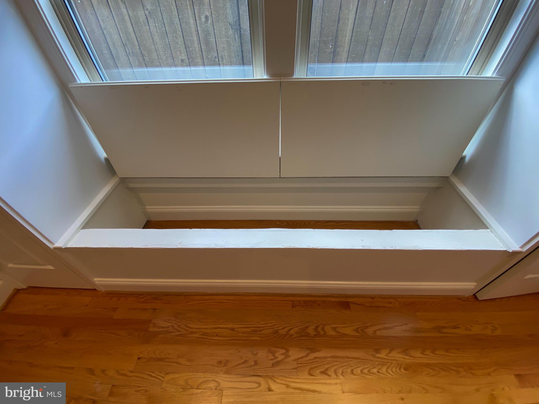 POTOMAC FLATS - Residential