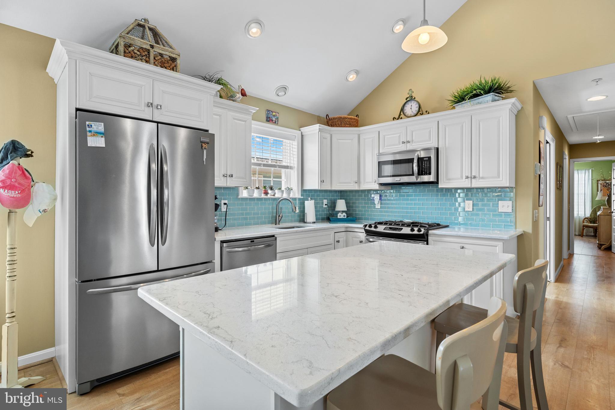 MONTEGO BAY - Residential