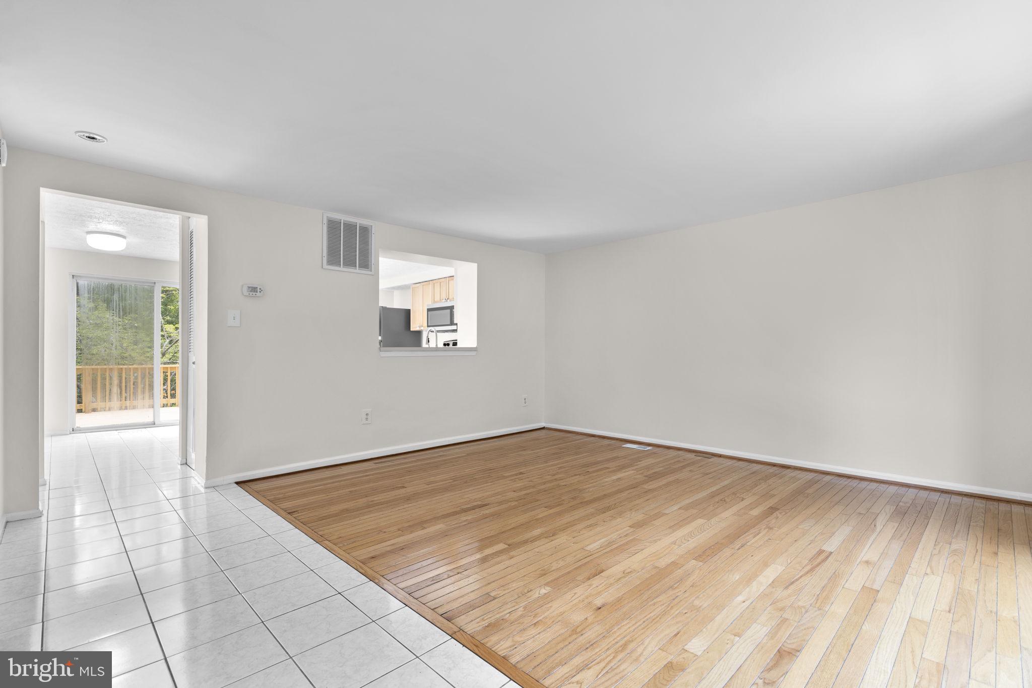 7 BALLINGER COURT