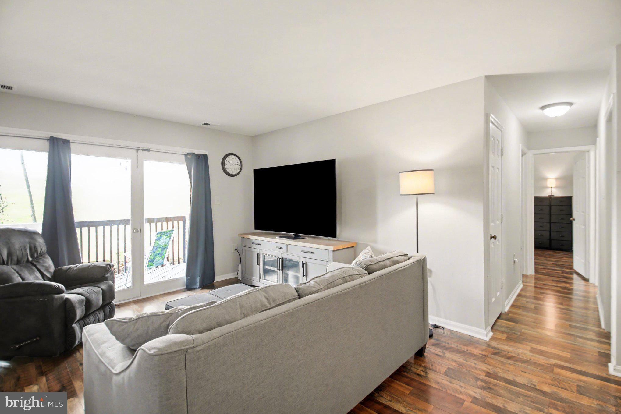 ROLLINGWOOD - Residential