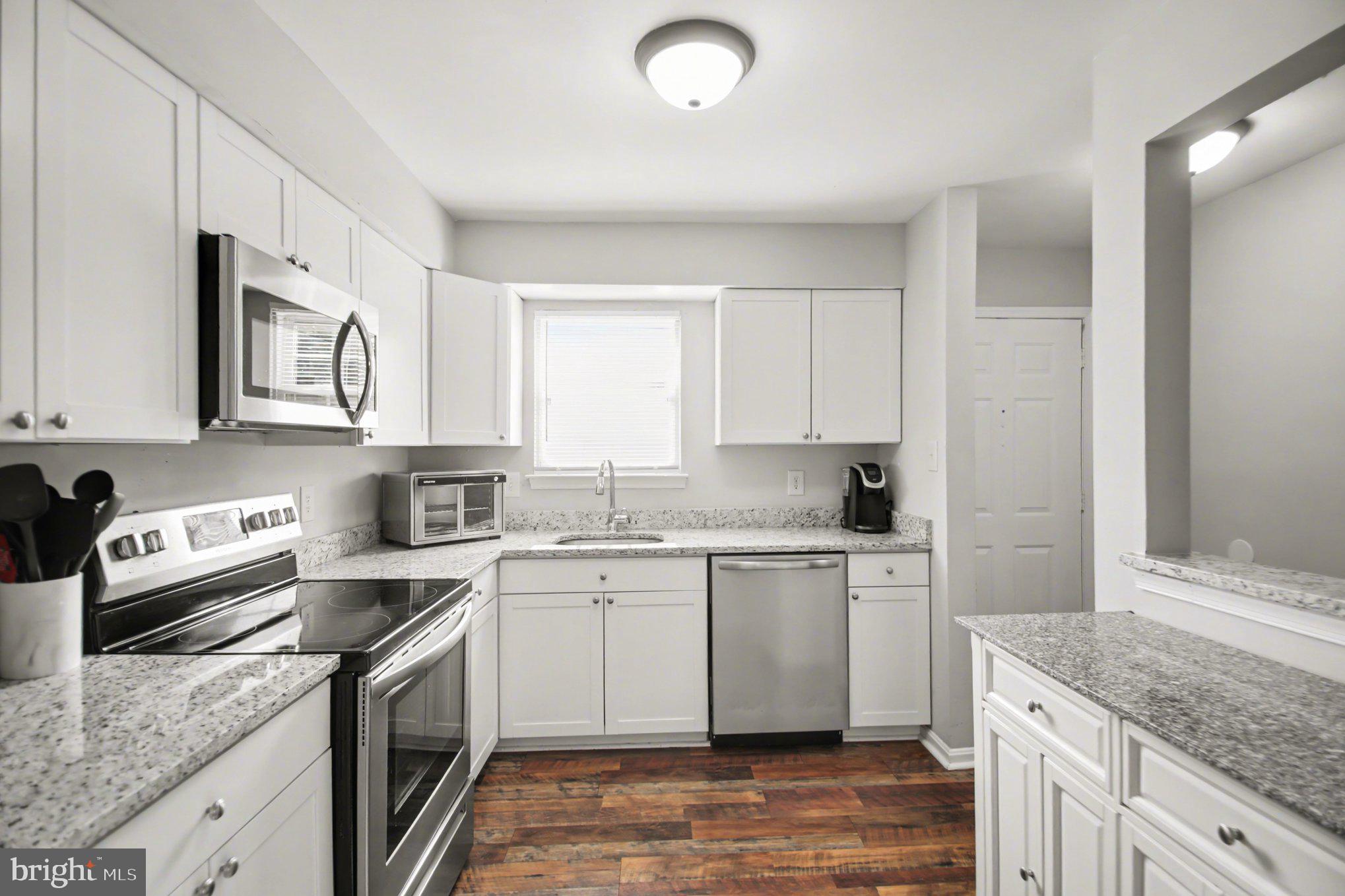 ROLLINGWOOD - Residential