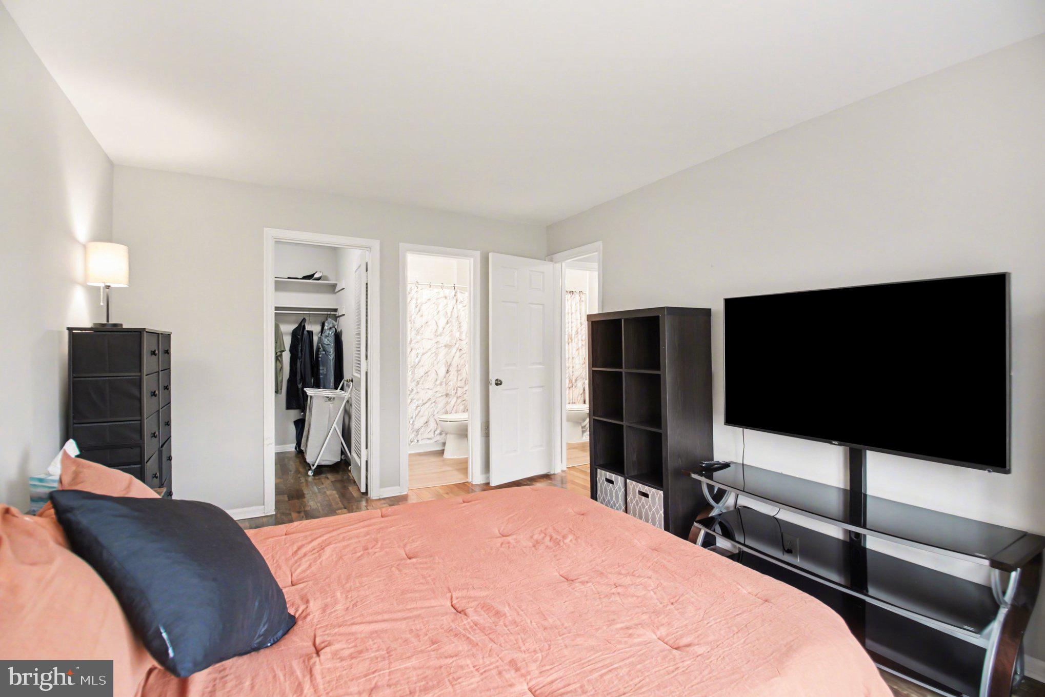 ROLLINGWOOD - Residential