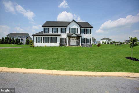 Homes For Sale - 6 Suebecca Drive Dr<br/> CARLISLE, PA 17013