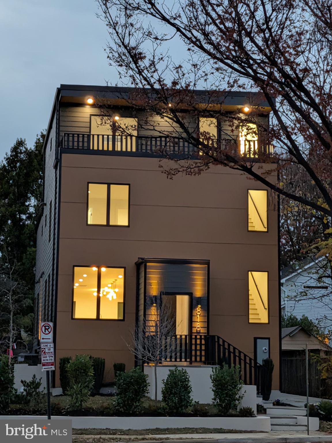 CLARENDON - Residential