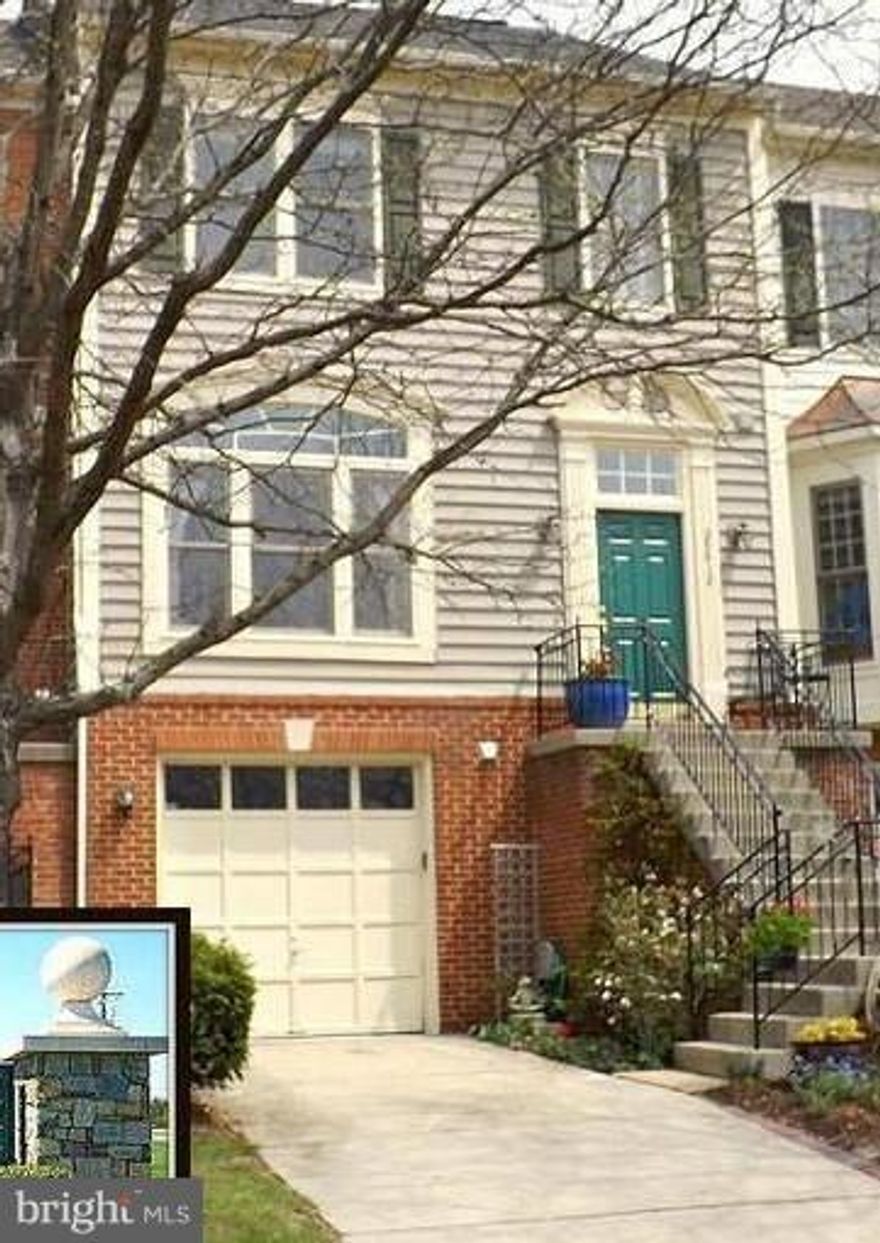 INVESTORS ONLY:  Current tenant in Long Term Lease paying $2250 a month.  Current tenant wants to eventually buy the property.   Renovated Master Bath, new AC, wood floors, 2 level bump out extension.  Tenant is about to paint.    Backs to trees, fronts to common area/trees.