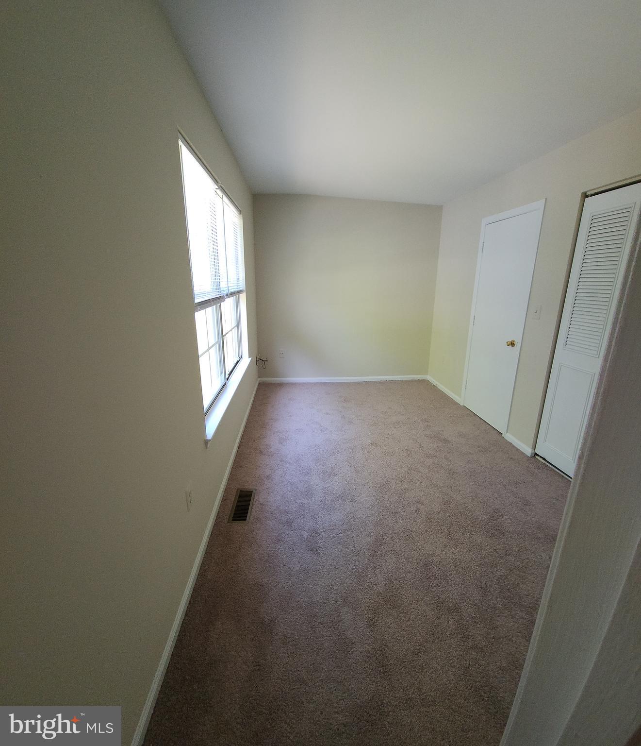 HERITAGE COMMONS - Residential Lease