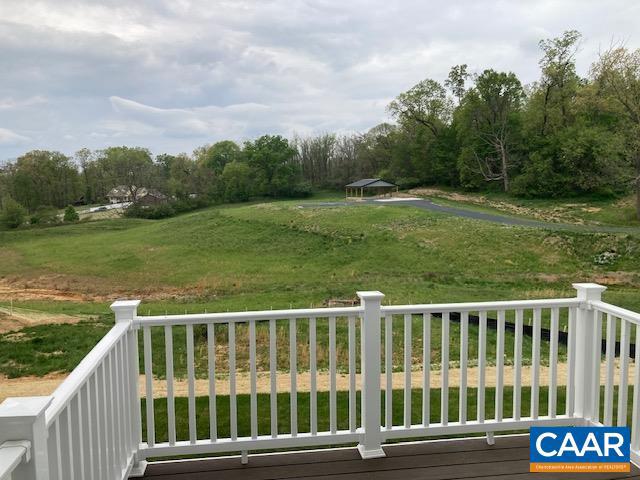 27 SWEETVIEW CT