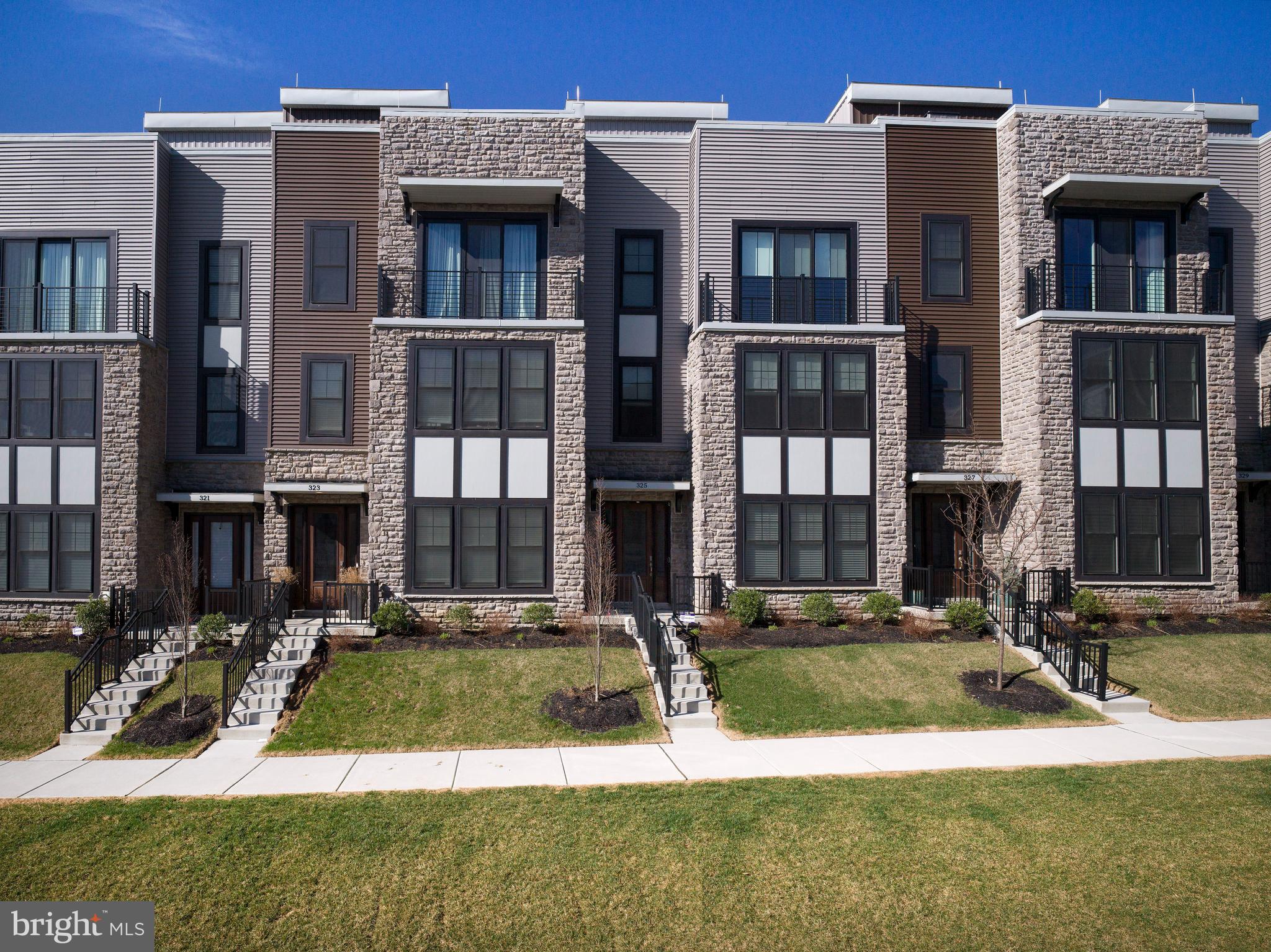 NEWTOWN WALK AT ELLIS PRESERVE - Residential Lease