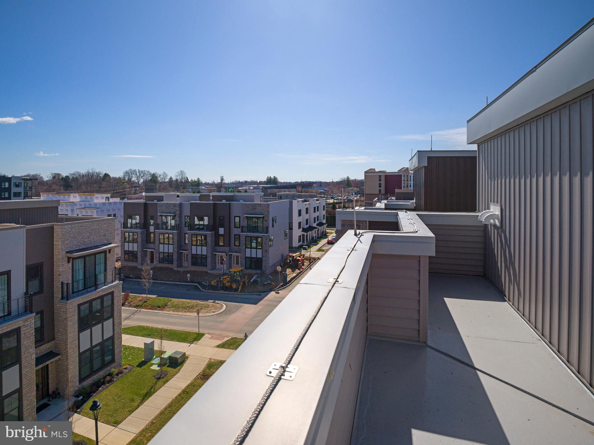 NEWTOWN WALK AT ELLIS PRESERVE - Residential Lease