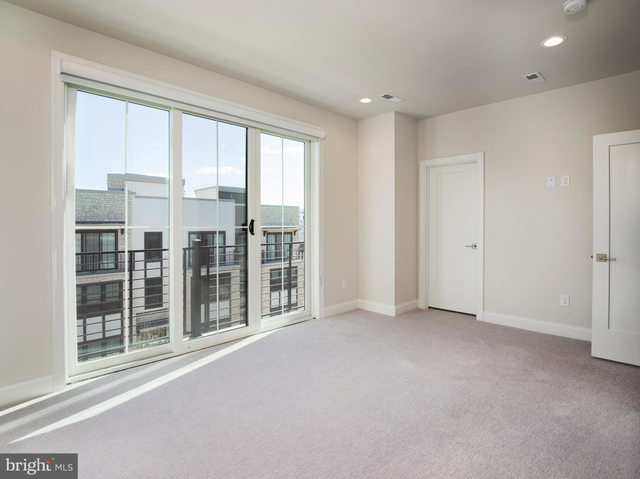 NEWTOWN WALK AT ELLIS PRESERVE - Residential Lease