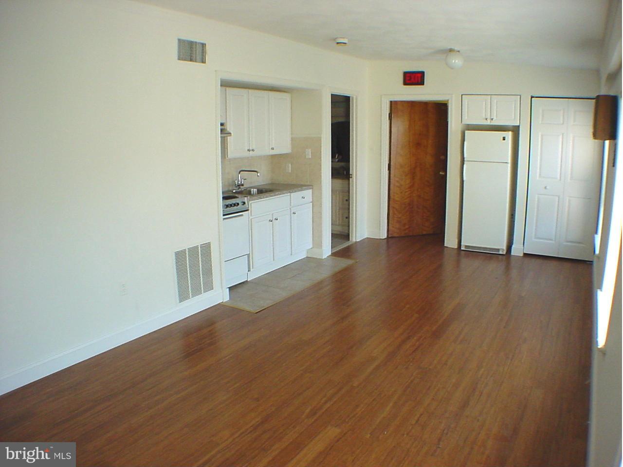 OLD TOWN - Residential Lease