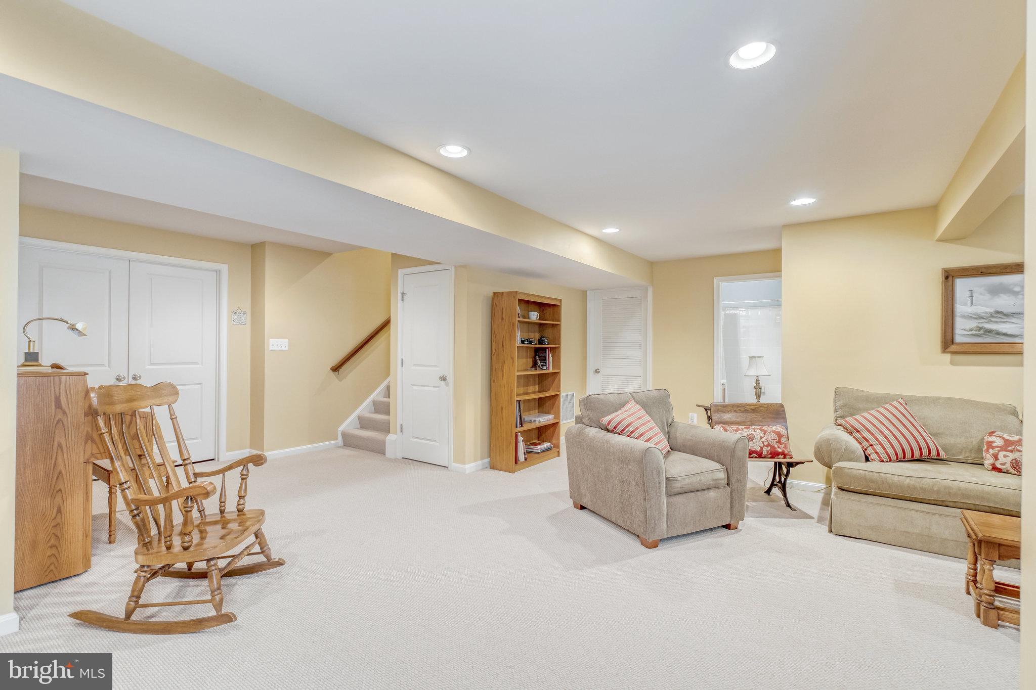 PEMBROOKE/VICTORY LAKES - Residential