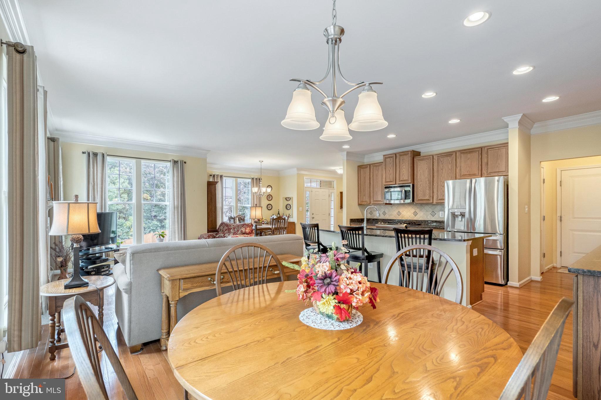 PEMBROOKE/VICTORY LAKES - Residential