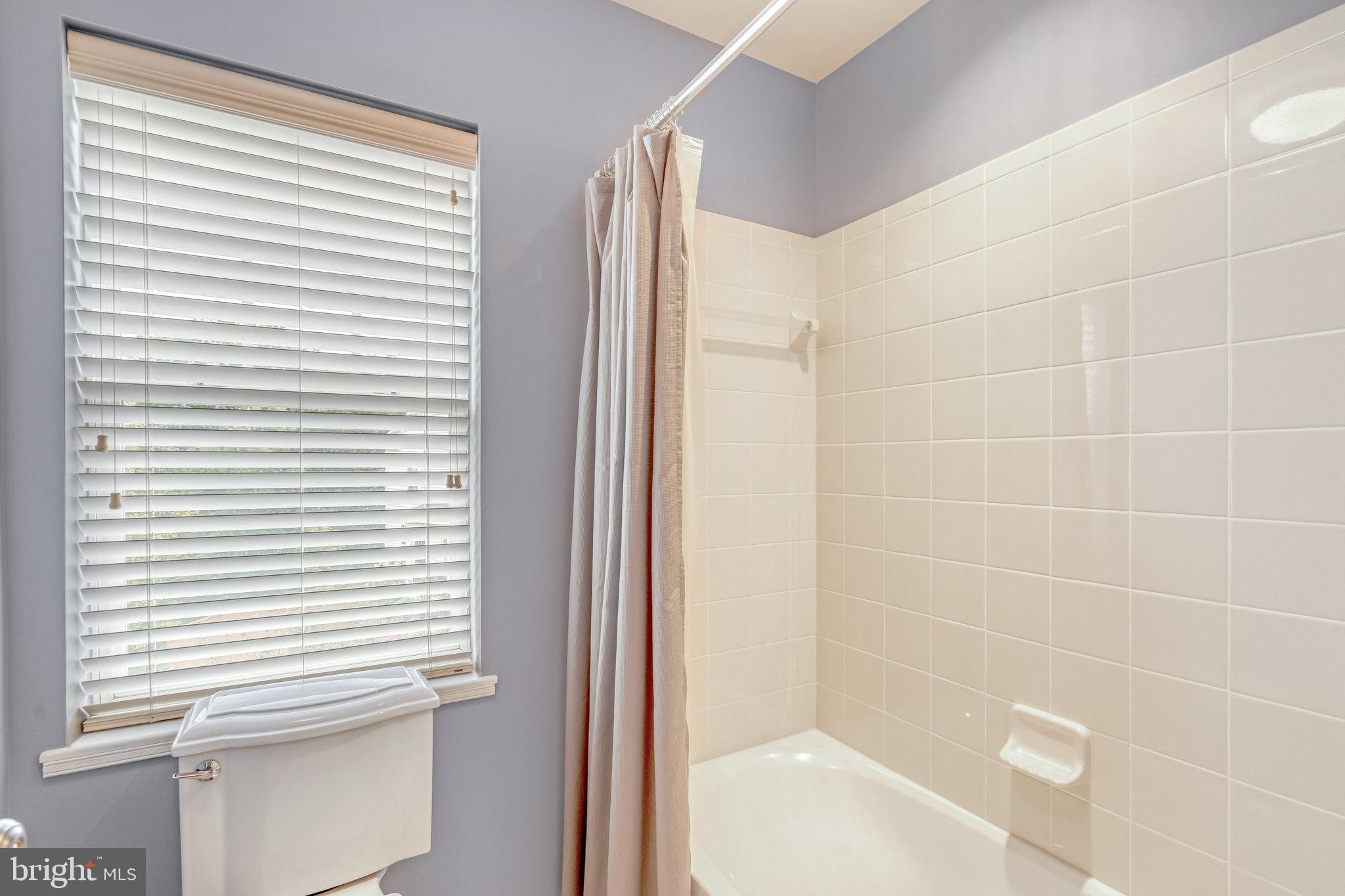 PEMBROOKE/VICTORY LAKES - Residential