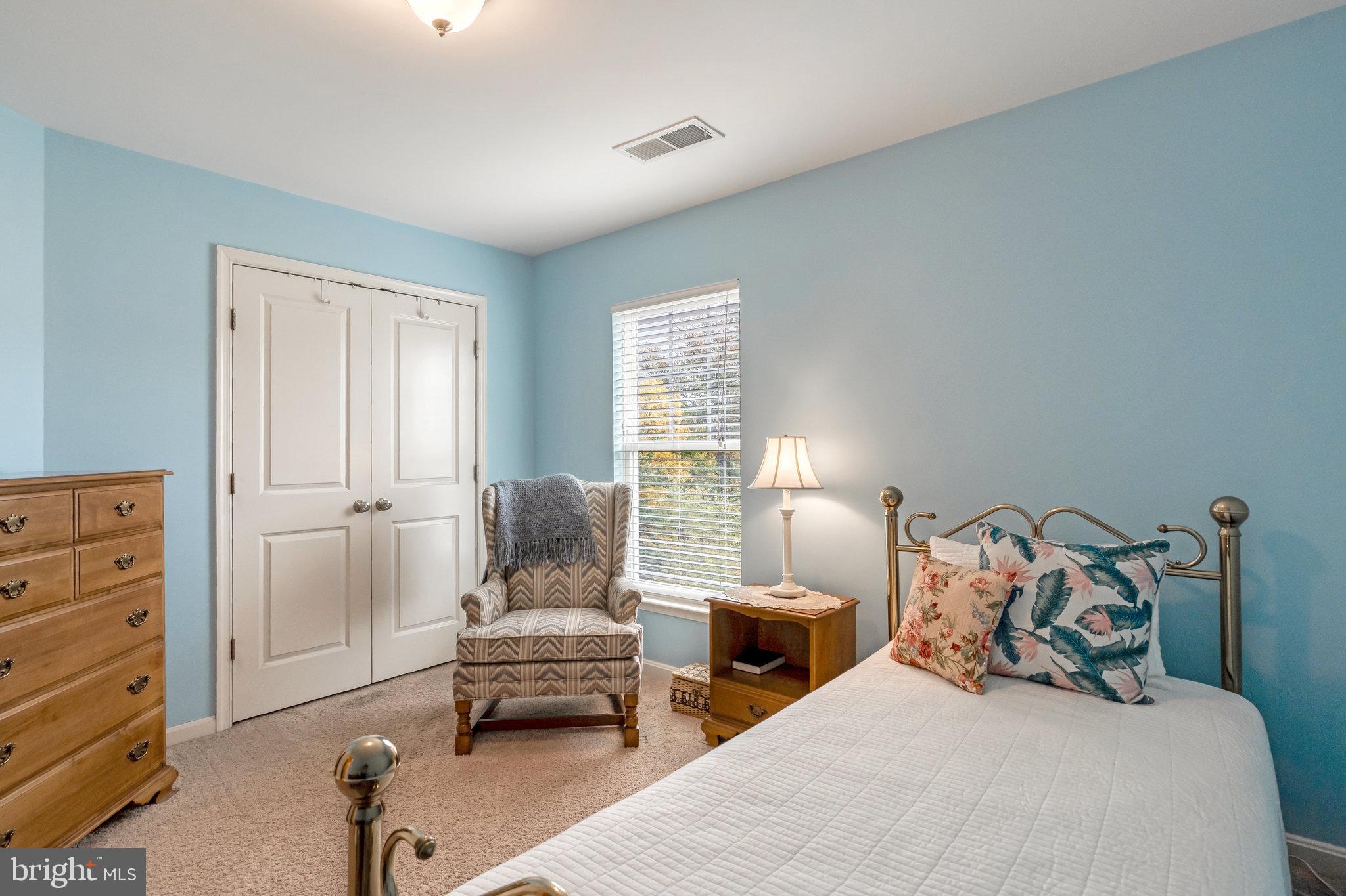 PEMBROOKE/VICTORY LAKES - Residential