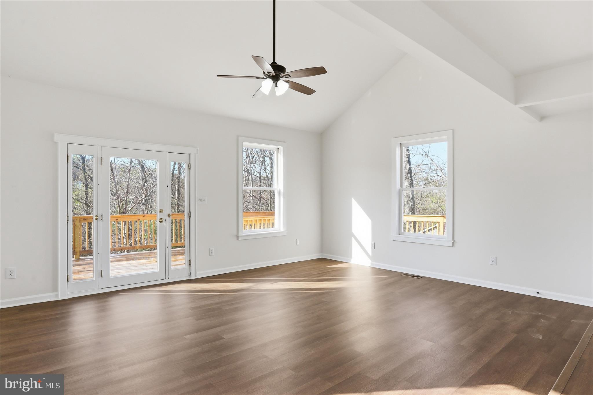 SHANNONDALE - Residential