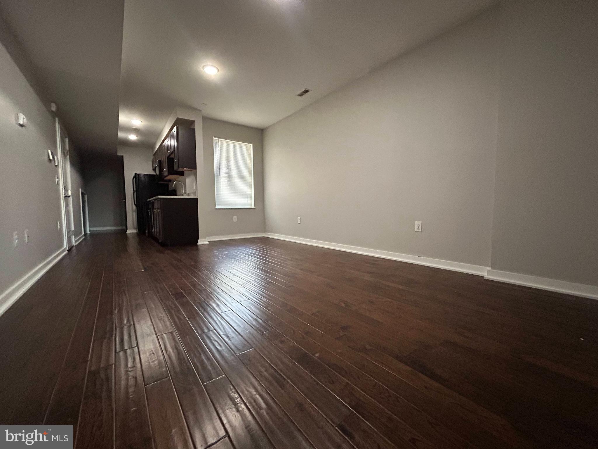 TEMPLE UNIVERSITY - Residential Lease