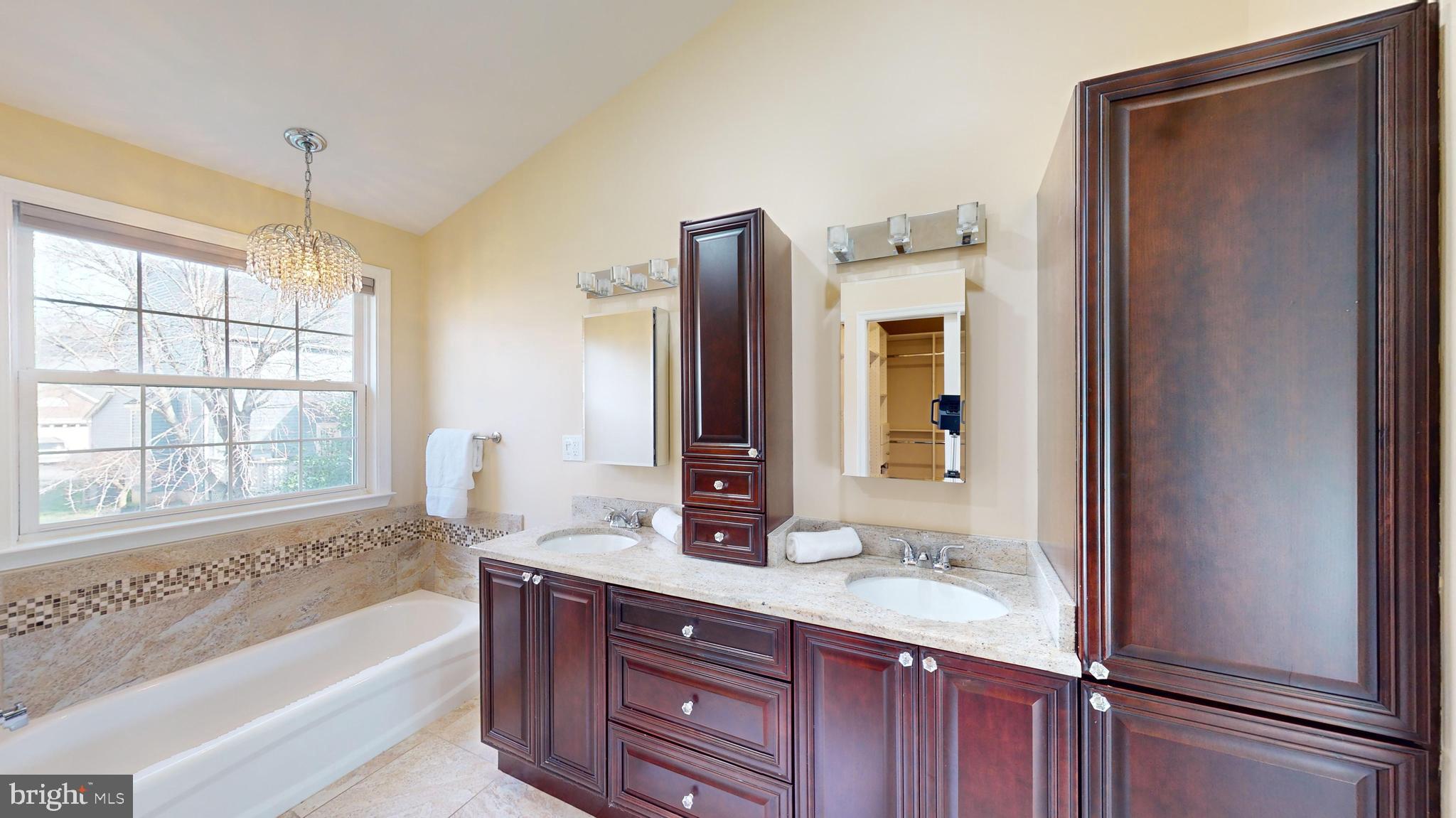 CASCADES - Residential