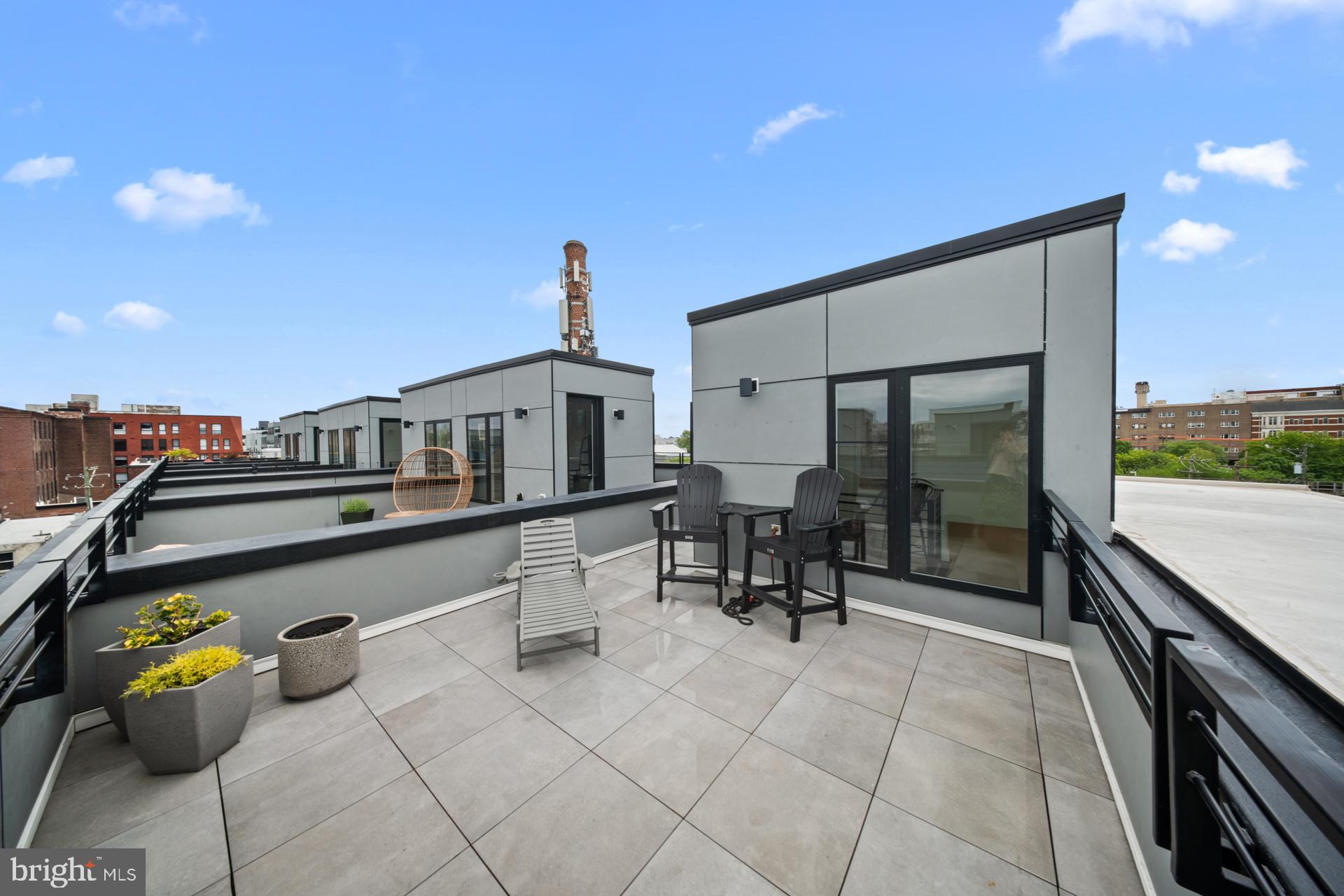 OLDE KENSINGTON - Residential