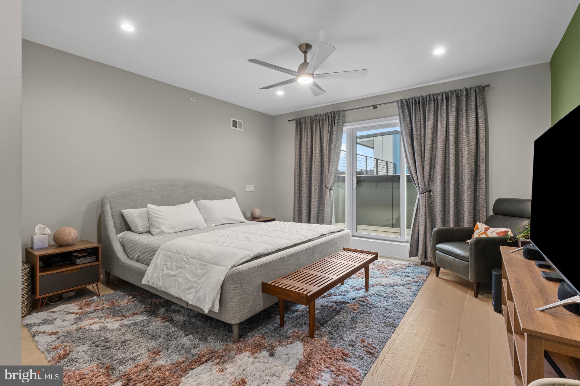 OLDE KENSINGTON - Residential