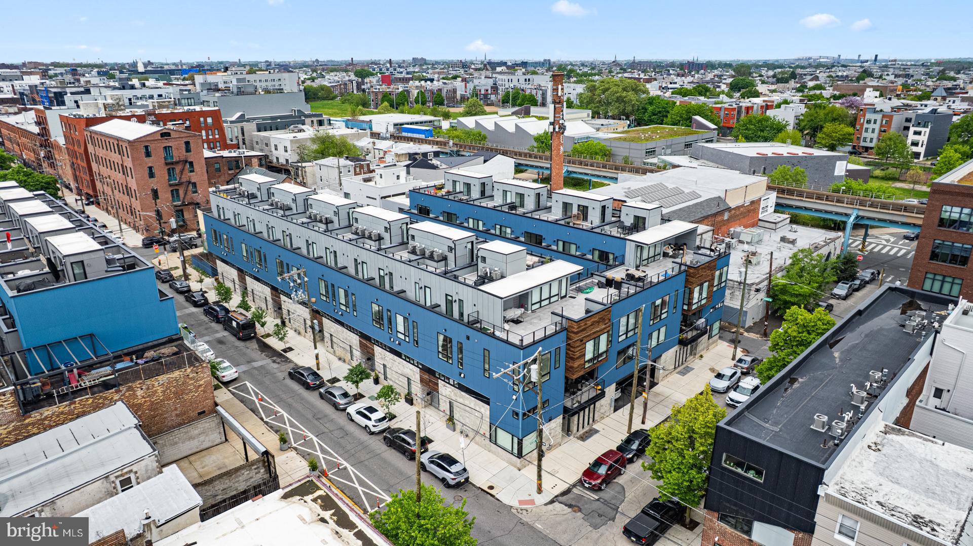 OLDE KENSINGTON - Residential