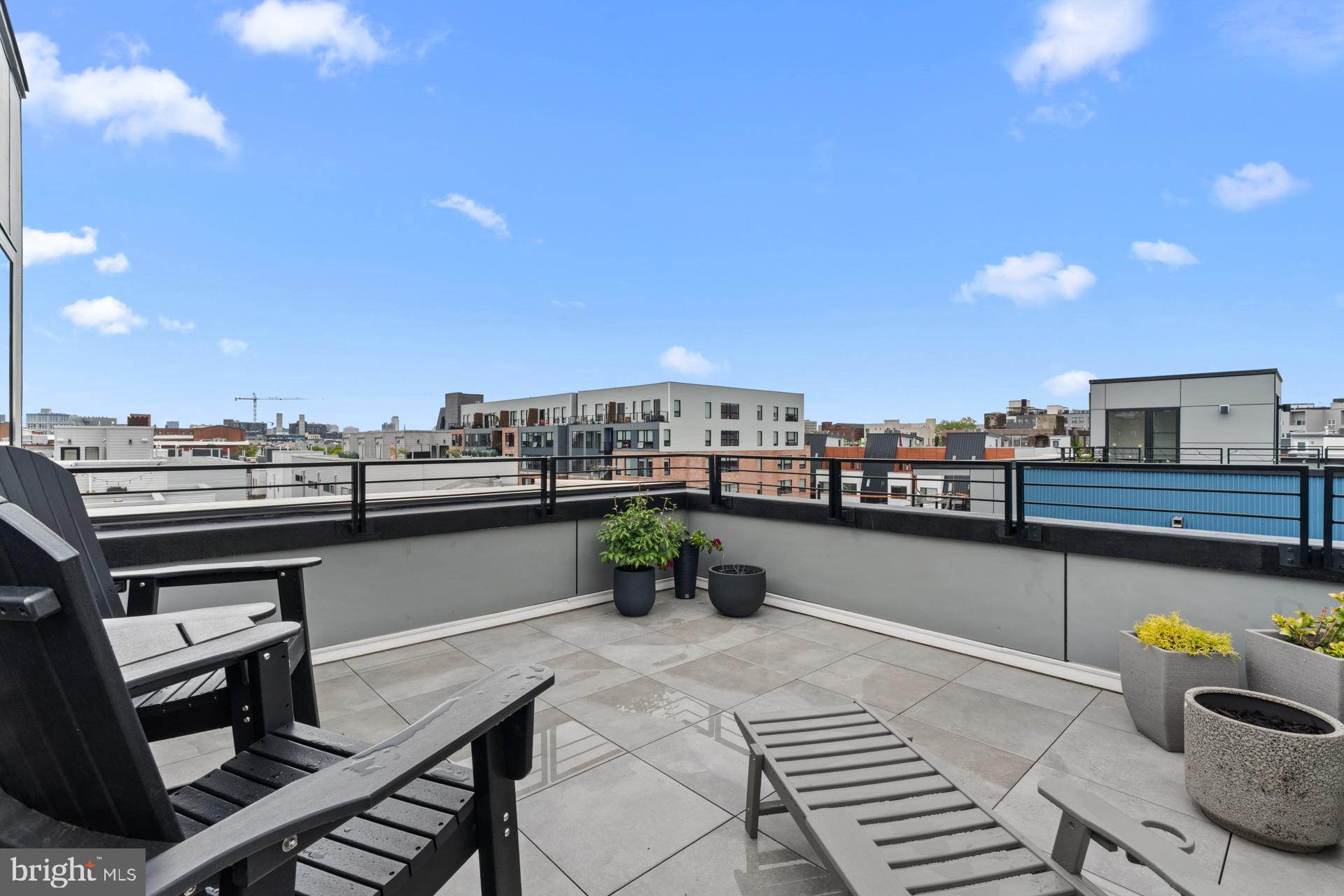 OLDE KENSINGTON - Residential