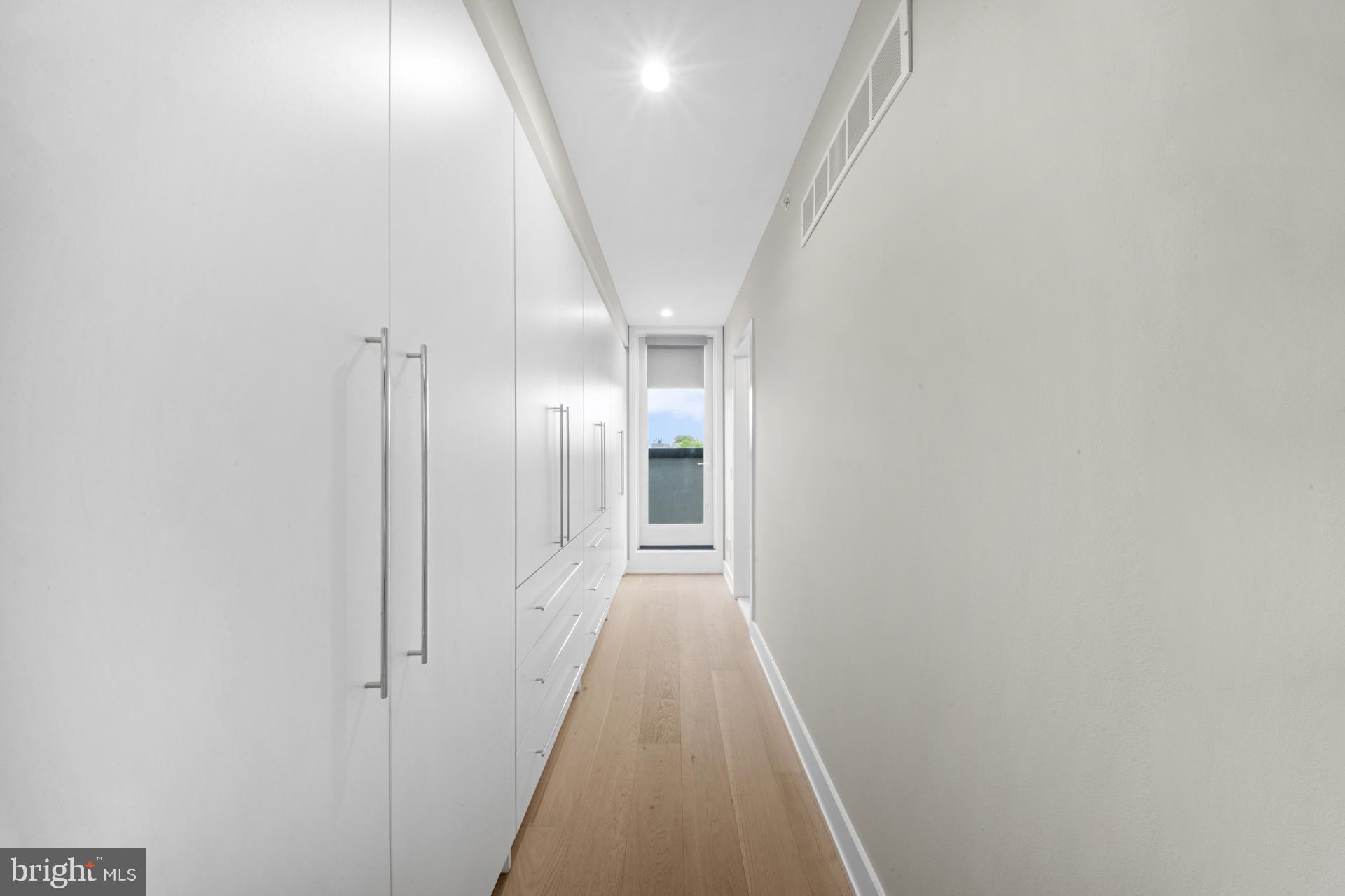OLDE KENSINGTON - Residential