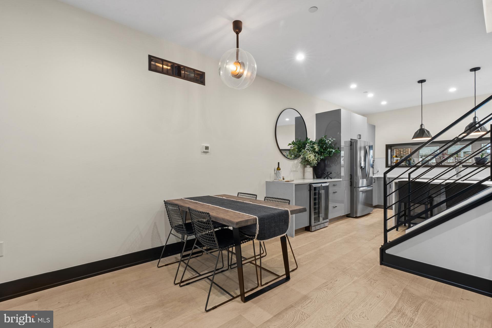 OLDE KENSINGTON - Residential