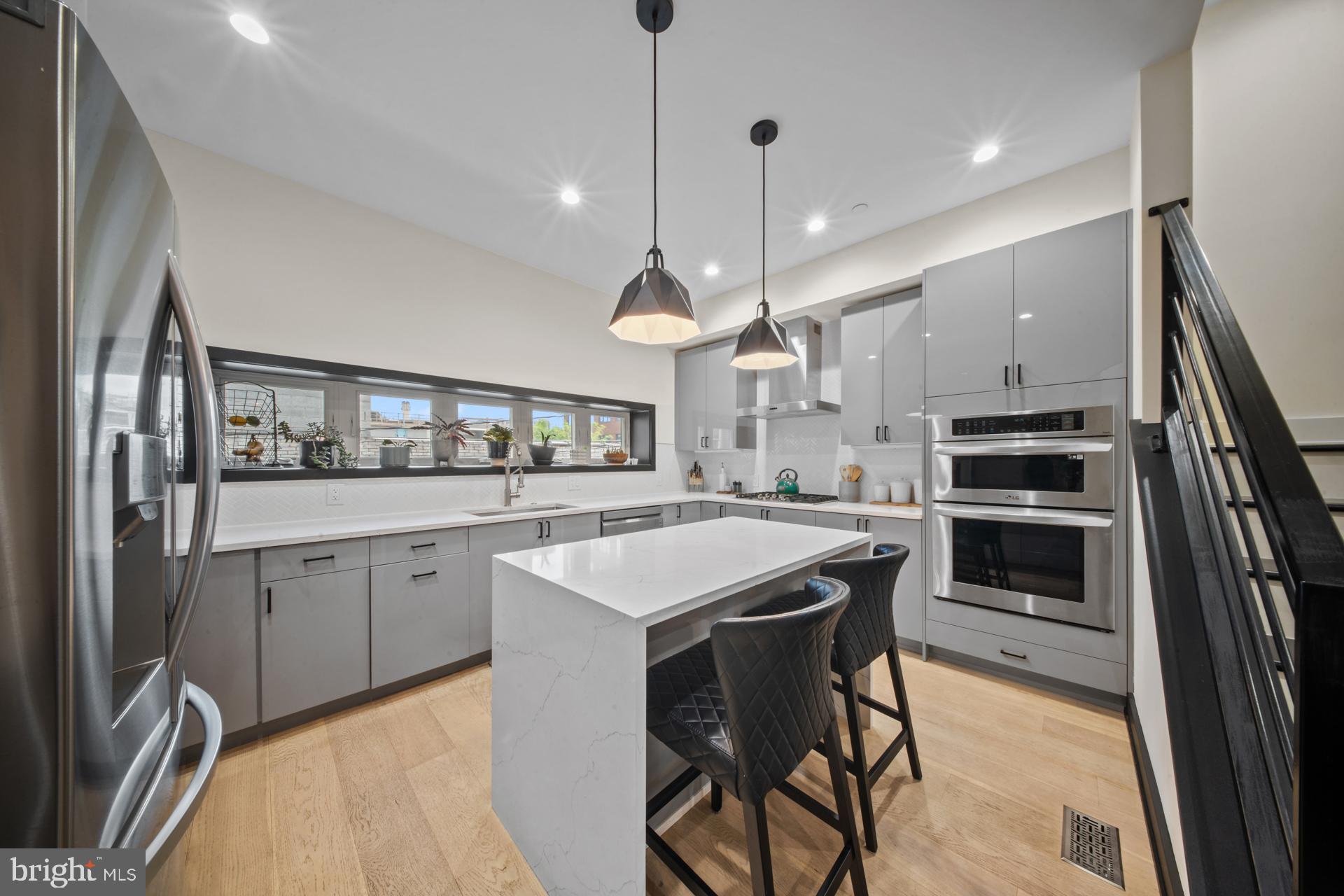 OLDE KENSINGTON - Residential
