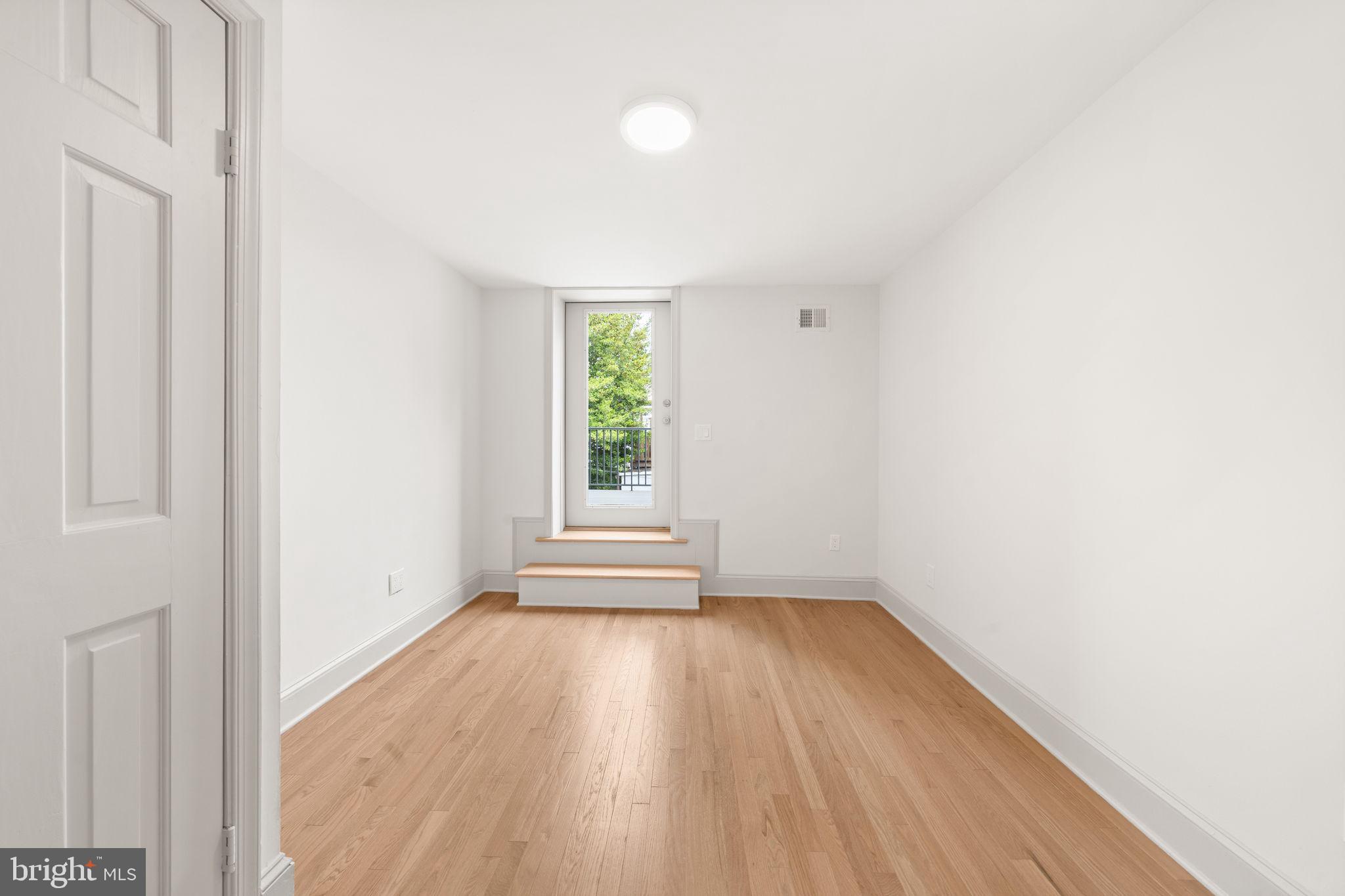 GRADUATE HOSPITAL - Residential