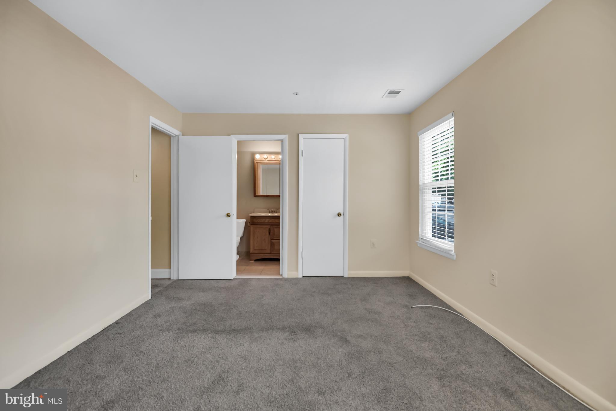 8883 RUSLAND COURT