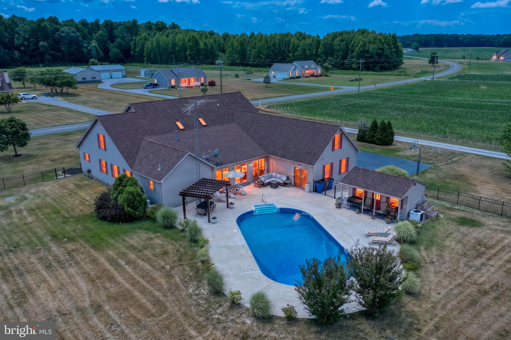 2543 SPECTRUM FARMS ROAD