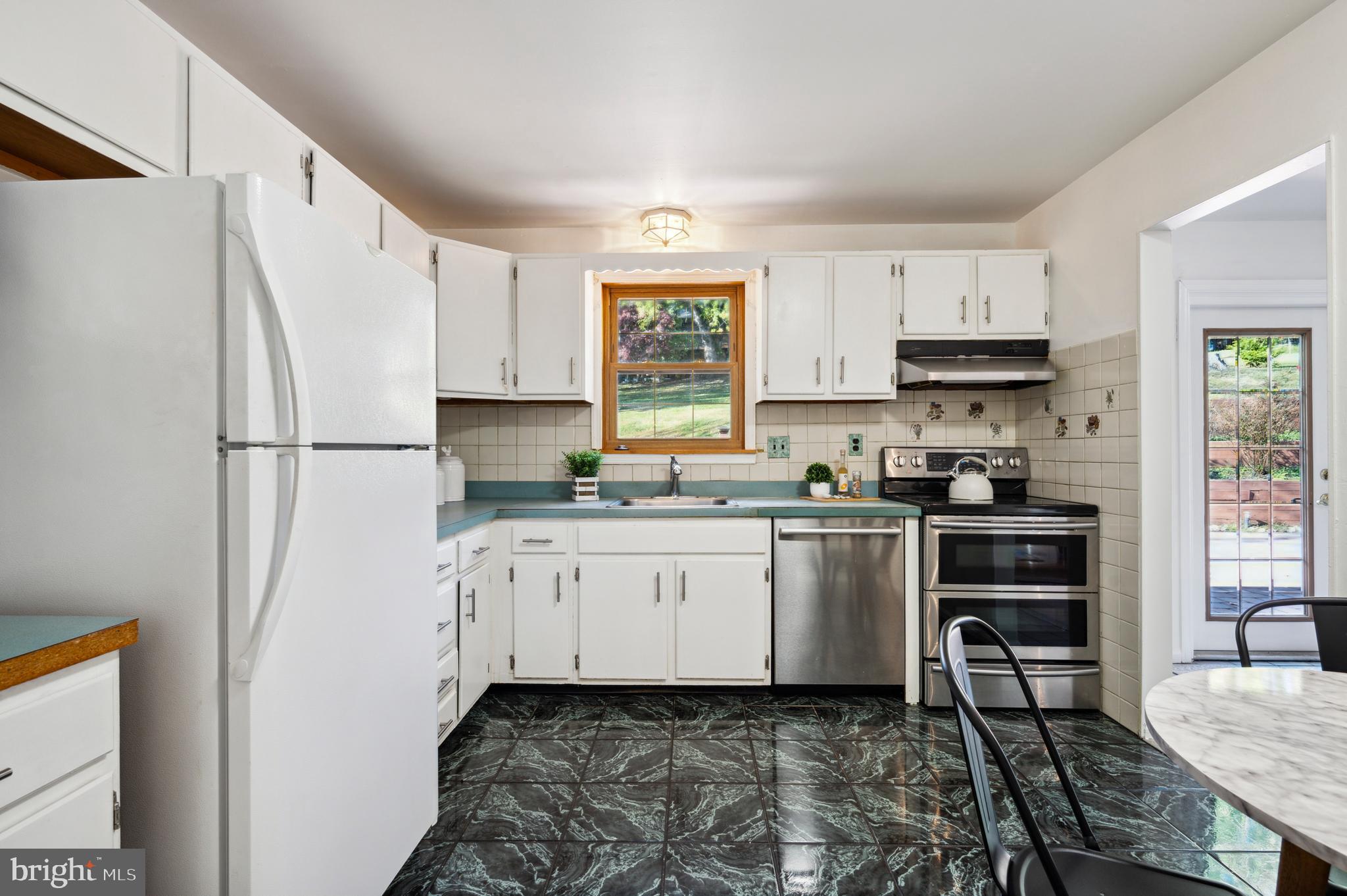 GLENLOCH - Residential