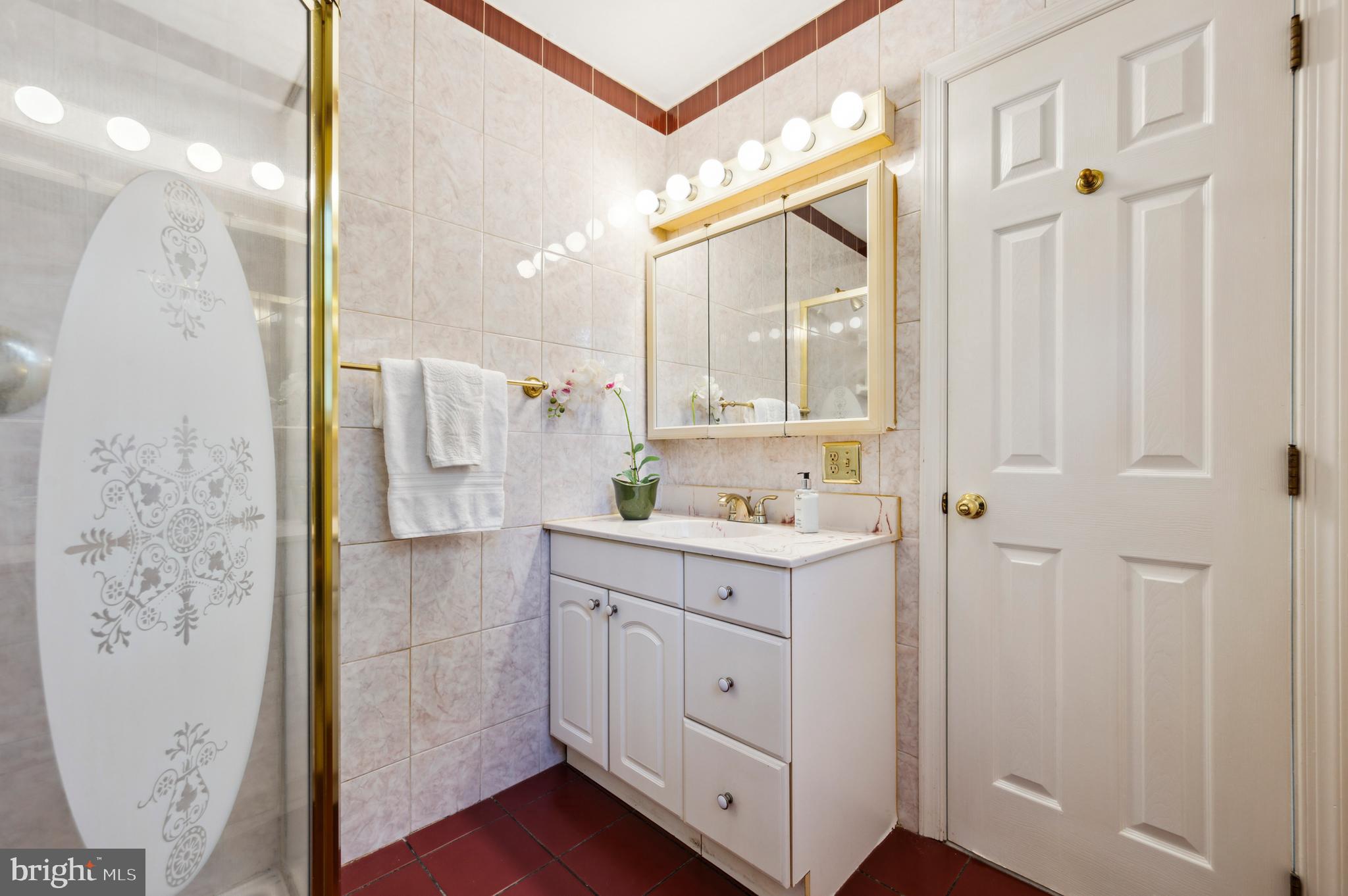 GLENLOCH - Residential